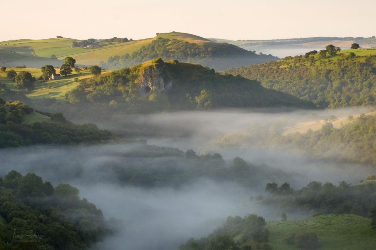 Chic 2 Bed Peak District Cottage Barn Near Alton Towers, Polar Bears, Chatsworth House ลีก ภายนอก รูปภาพ